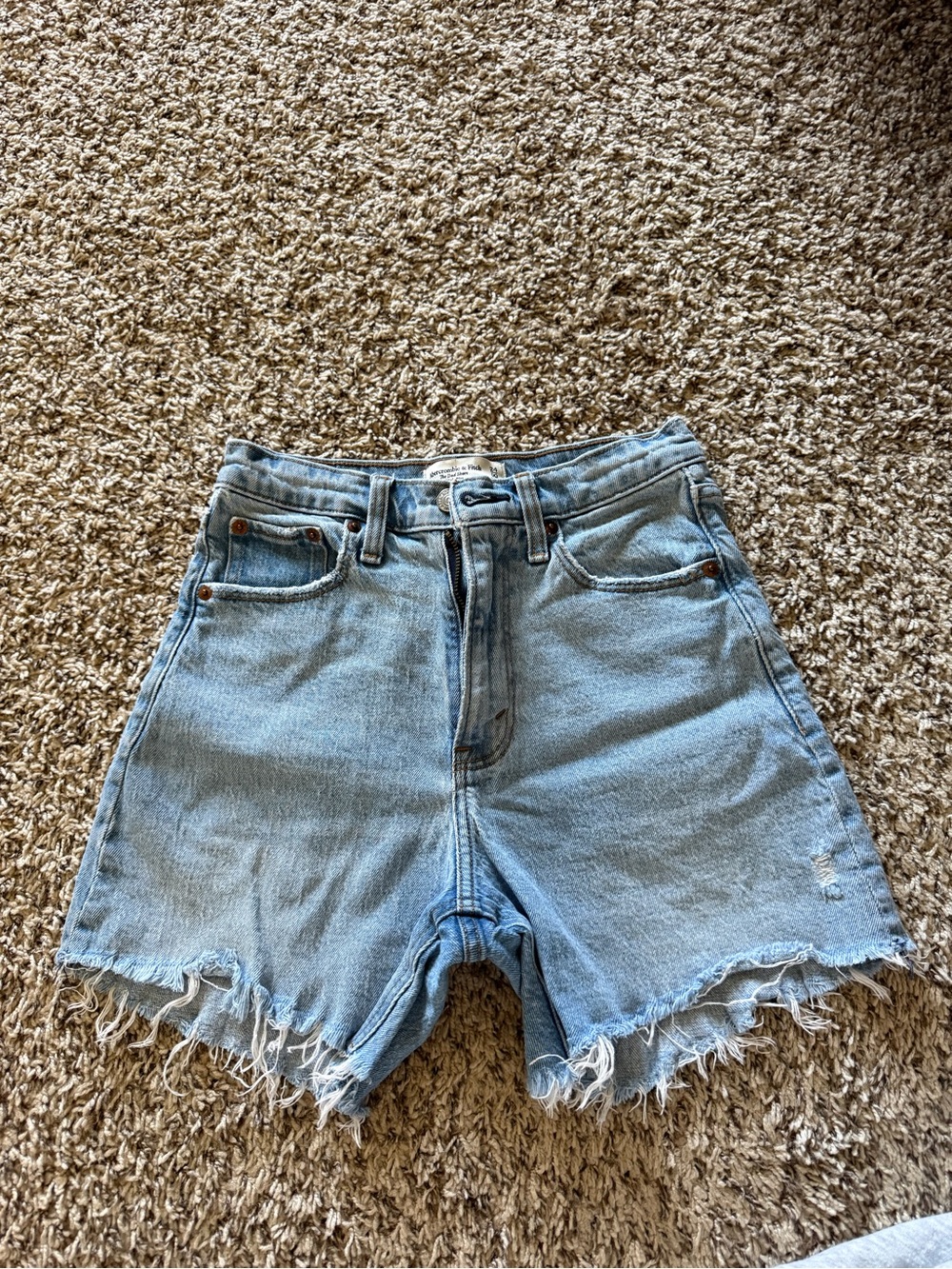 Abercrombie & Fitch High Rise Dad short